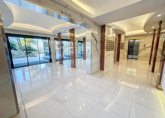 39m2 Croisette, Terrasse, Vue Mer, Garage *