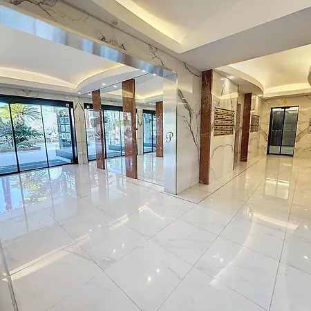 39m2 Croisette, Terrasse, Vue Mer, Garage *